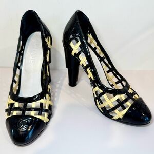 Chanel Black & Cream Patent Leather Lattice Block Heel Pumps W CC Logo, Sz 37.5